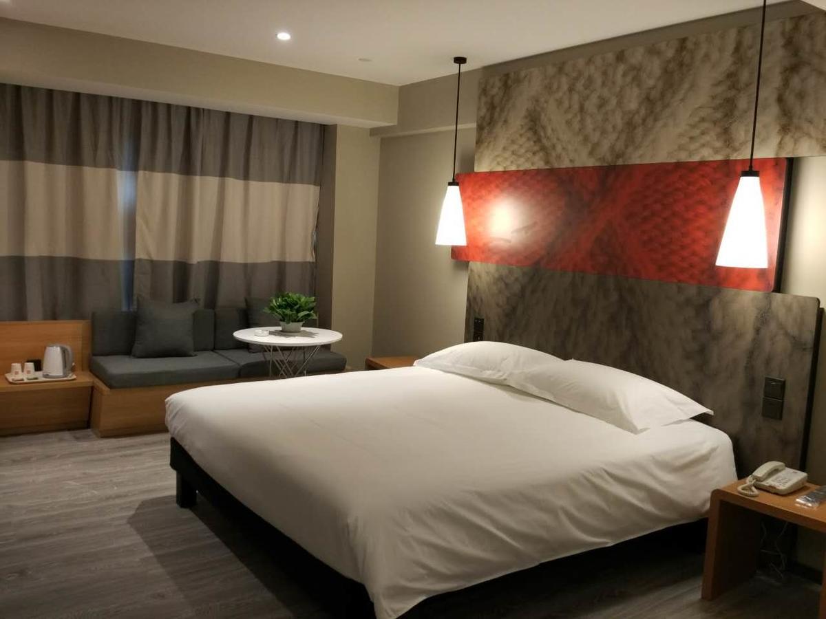 Hotel Ibis Chengdu West Jingcui Road Exterior foto